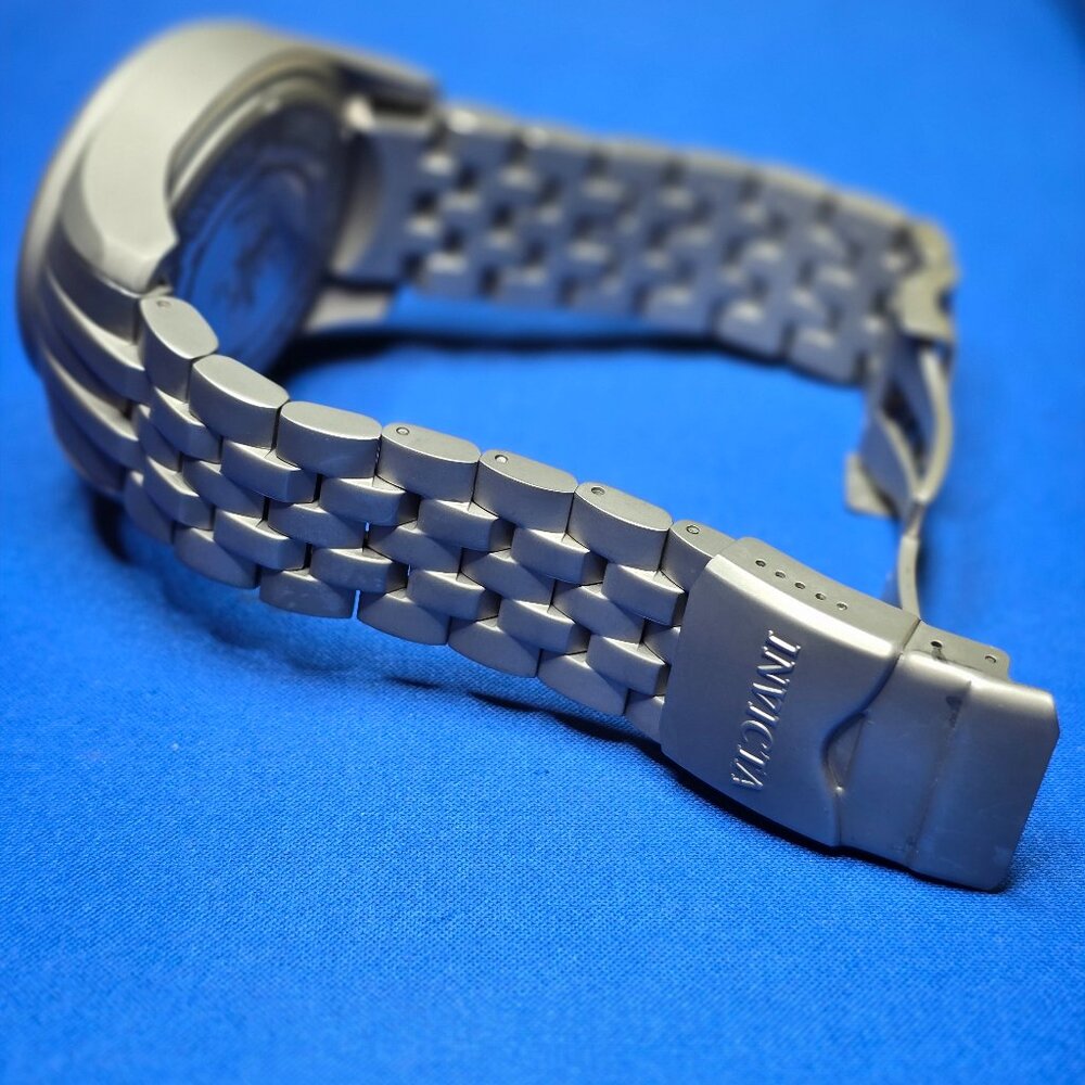 Invicta GMT Watch - Picture 5 of 6